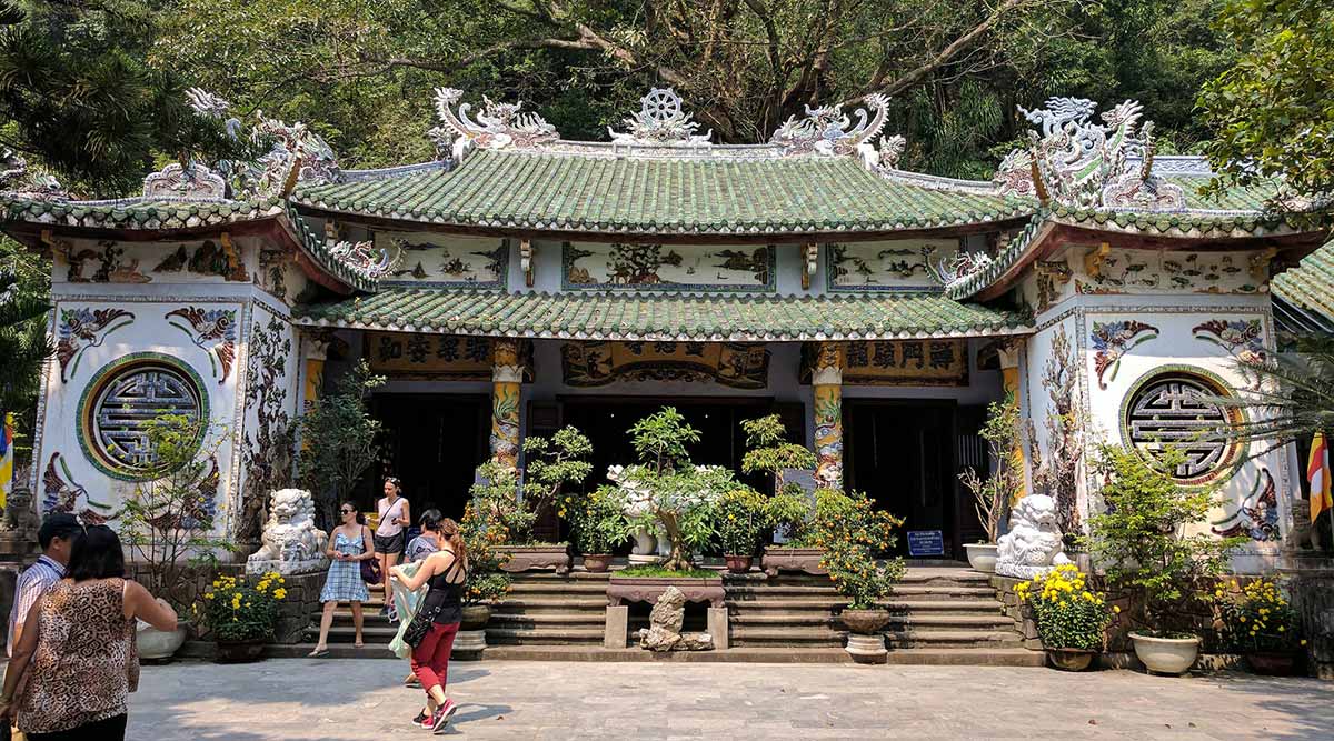 Linh Youth Pagoda tempel op de Marble Mountains