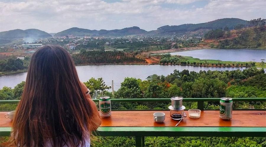 Me Linh Coffee Garden