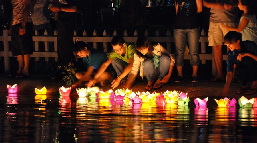 Wandering Souls Day (Trung Nguyen)