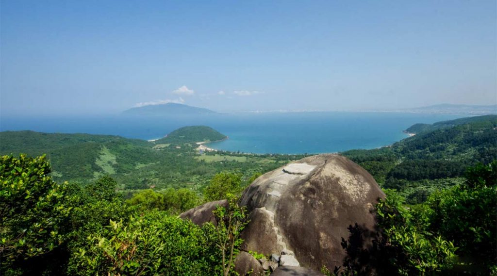 Hai Van Pass viewpoint