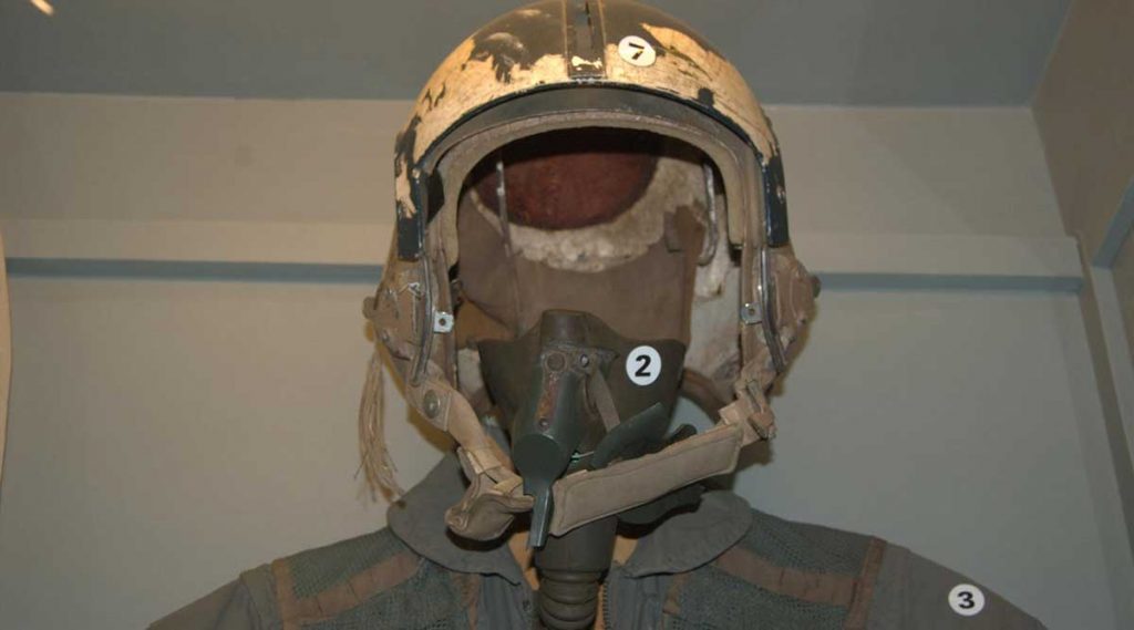 pilotenpak dat John McCain droeg