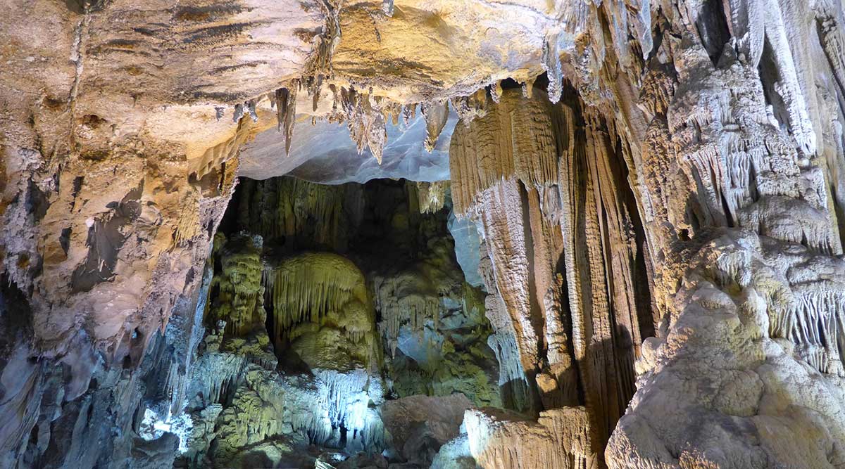 Tien Song cave