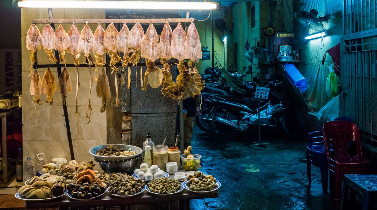 street food in Bui Vien street