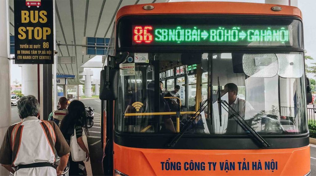 bus van vliegveld naar Hanoi centrum