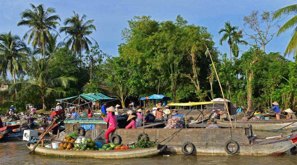 Phong Dien Floating Market