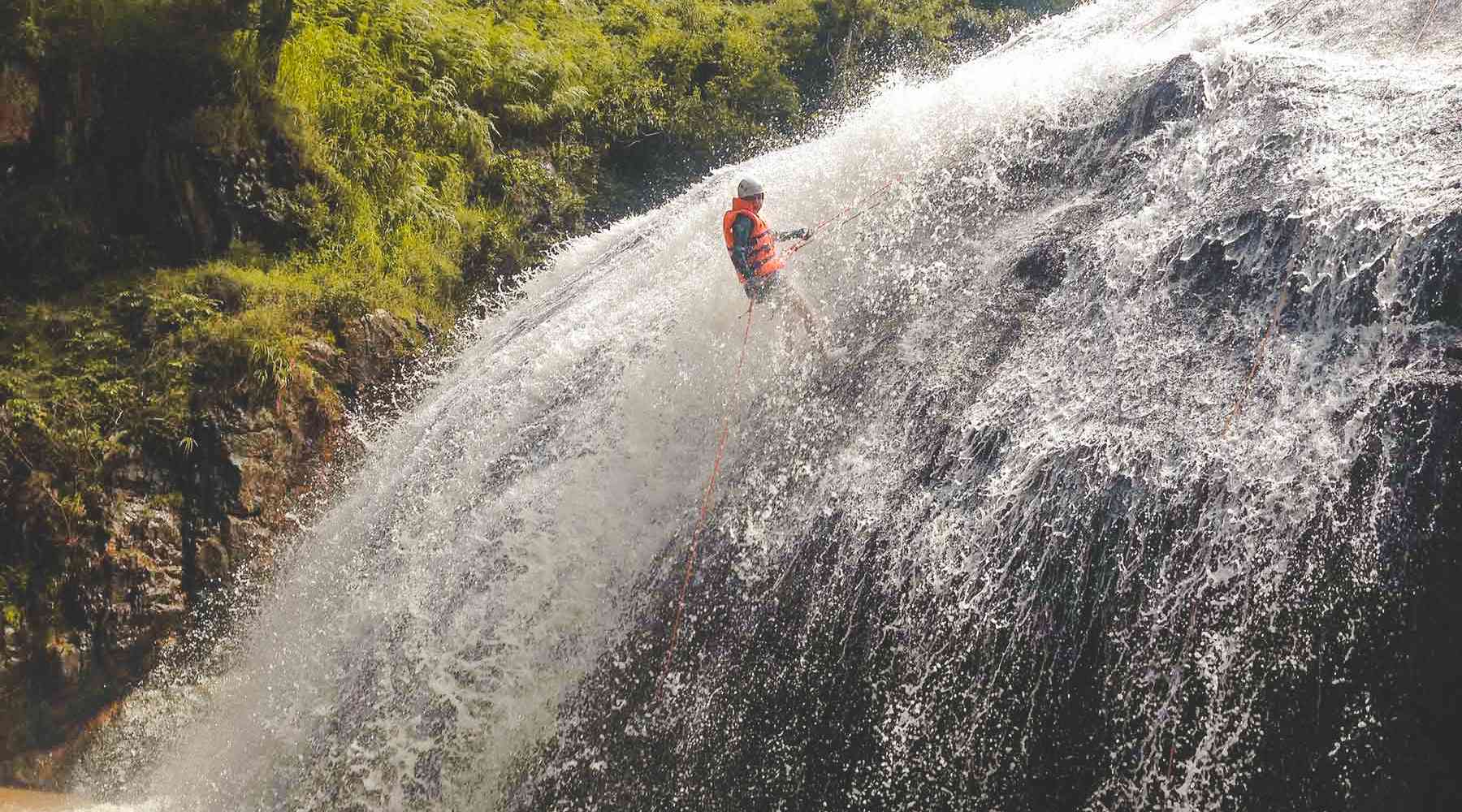 Dalat canyoning tour