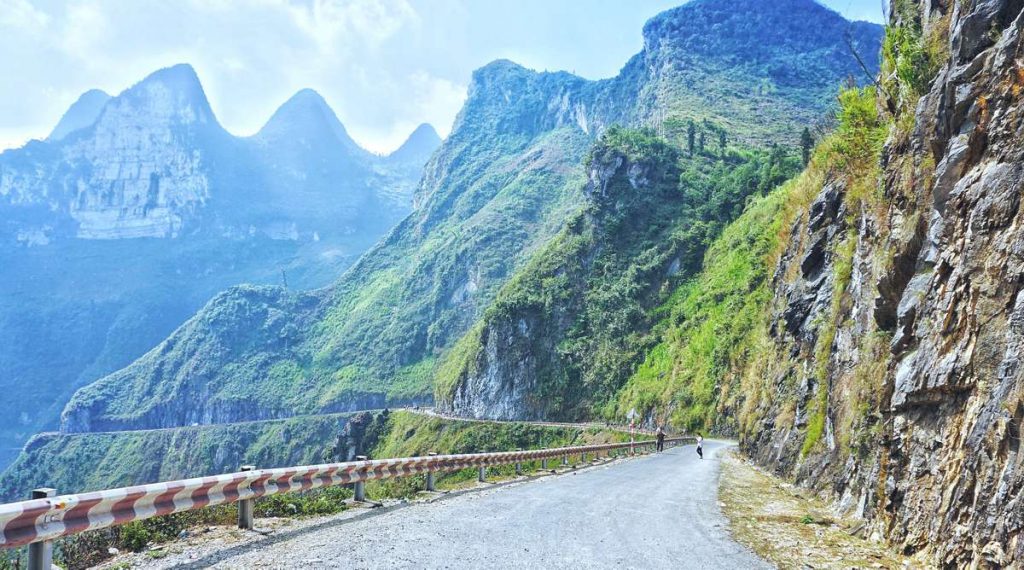 Ha Giang motor loop tour
