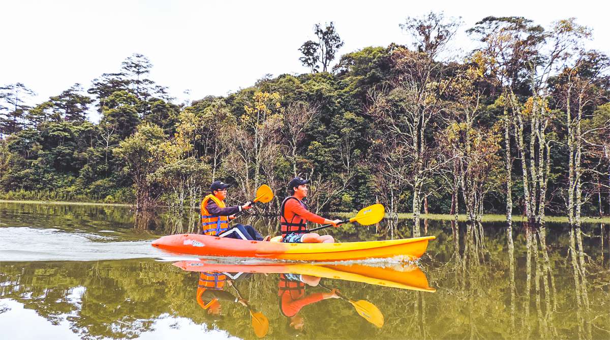 Kajakken en hiken in Dalat