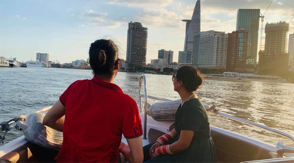 speedboat zonsondergang Ho Chi Minh City