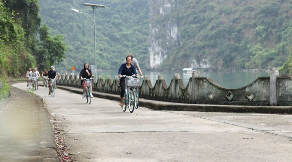 fietsen in Cat Ba
