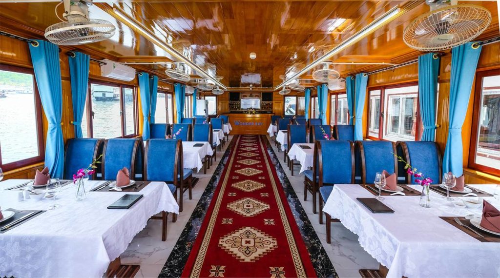 Halong Bay 1 dag boottocht