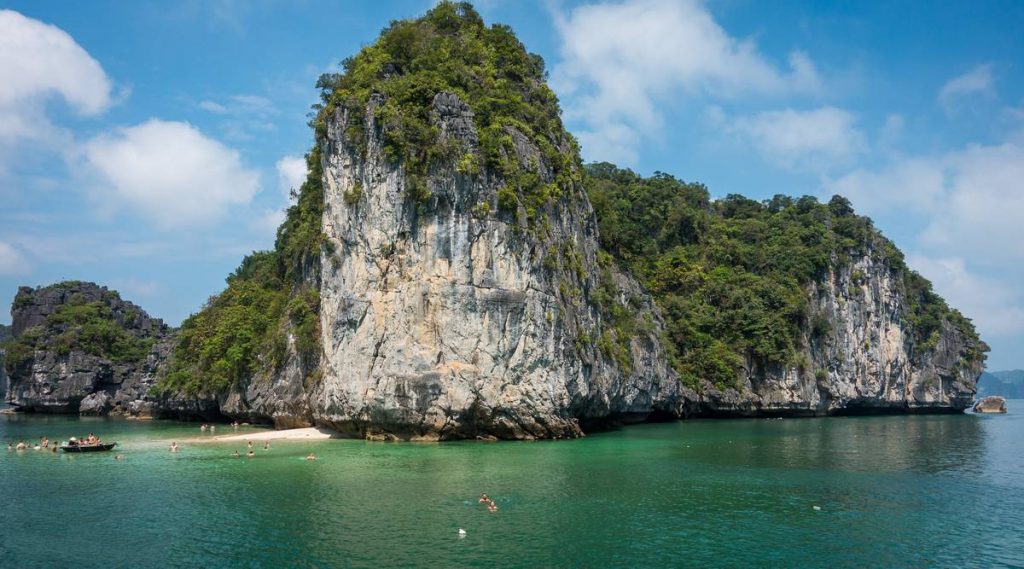 Lan Ha Bay