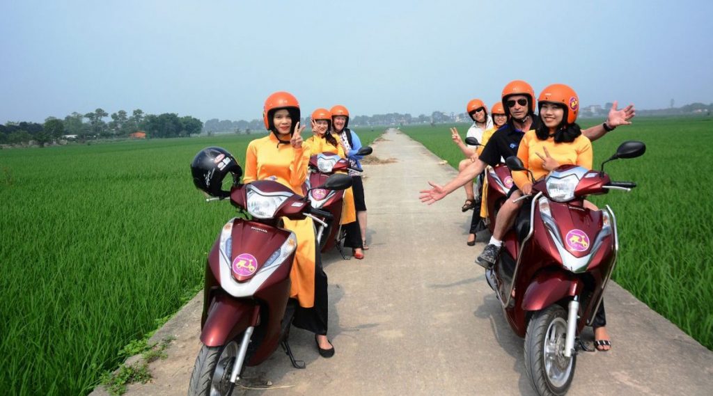 motor tour in Hanoi