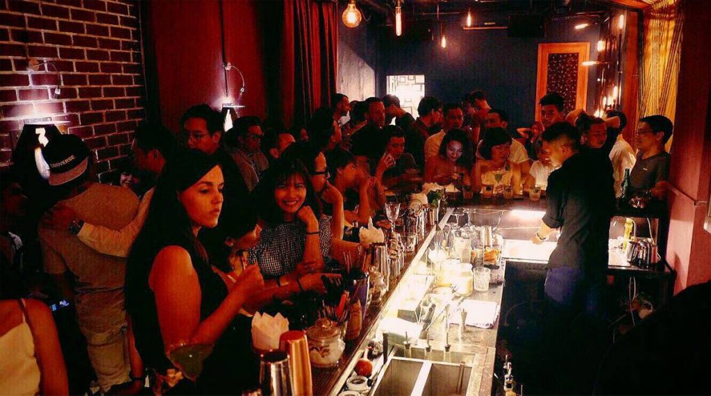 Nê Cocktail Bar Hanoi