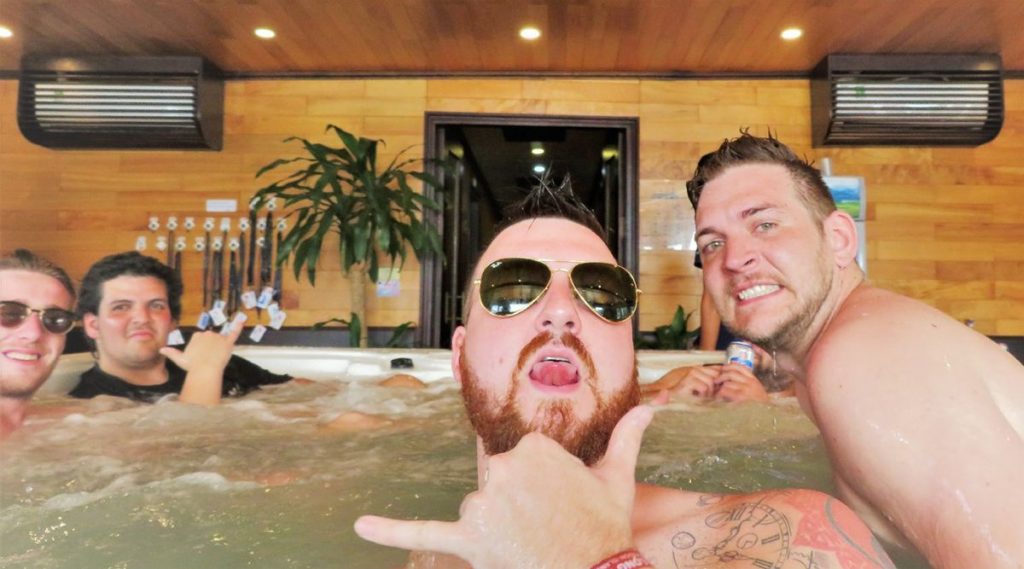 Halong Bay party cruise