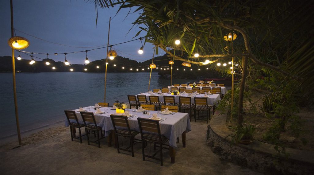 Halong Bay party cruise