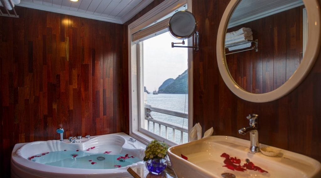 Signature Halong Bay cruise