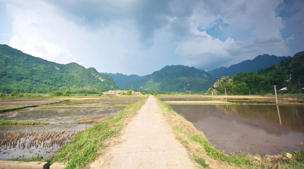 Mai Chau trekking tour