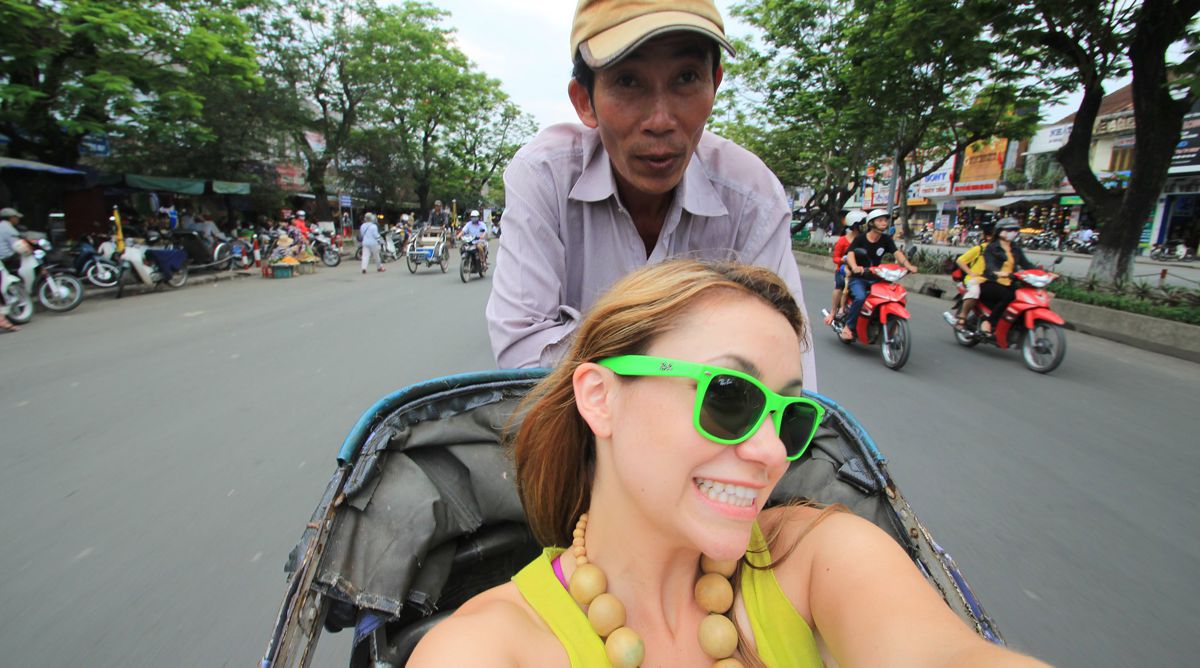 Hue cyclo tour