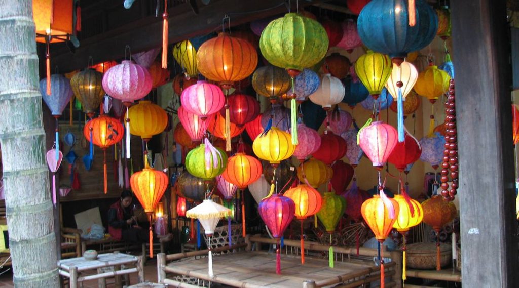 lantaarn maken in Hoi An