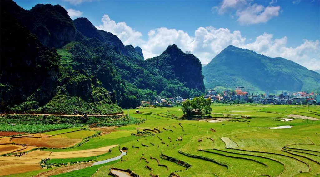 trekking in Ha Giang