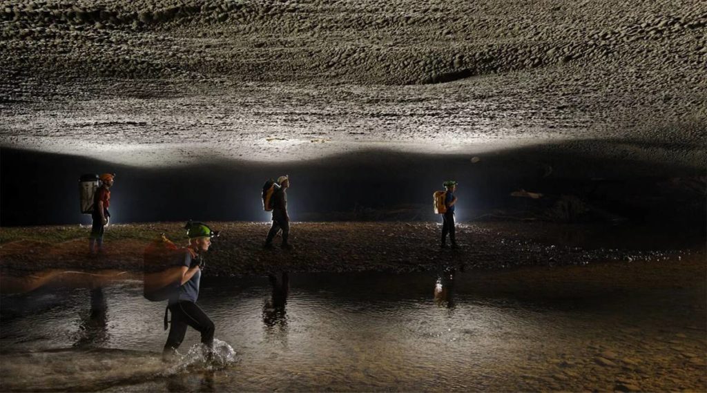 Hang En grot expeditie