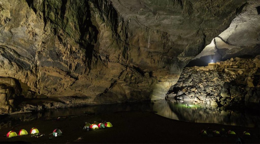 Hang En grot expeditie