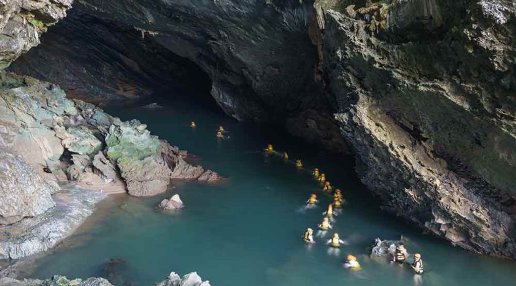Phong Nha trekking