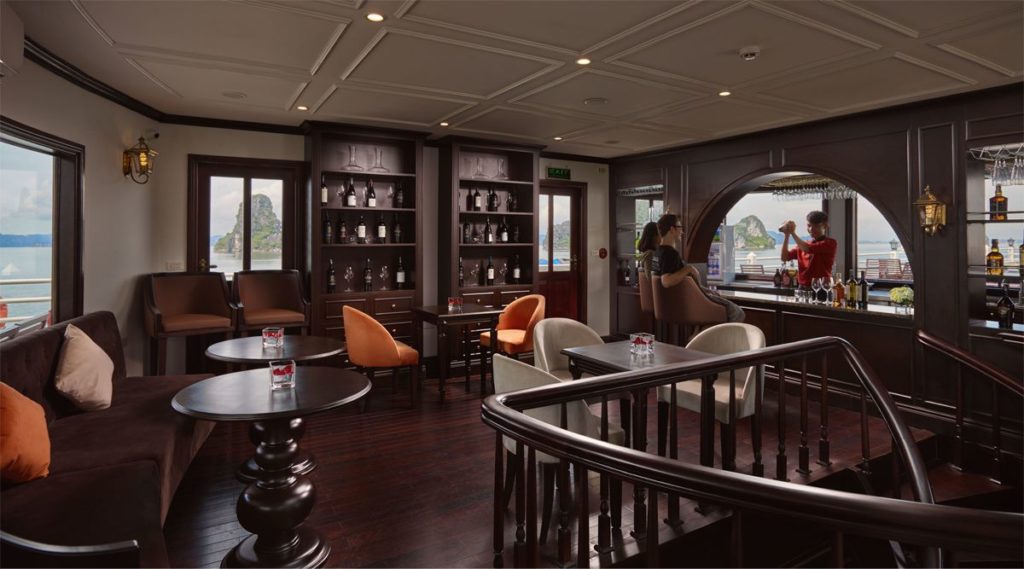 Athene luxe Bai Tu Long Bay cruise