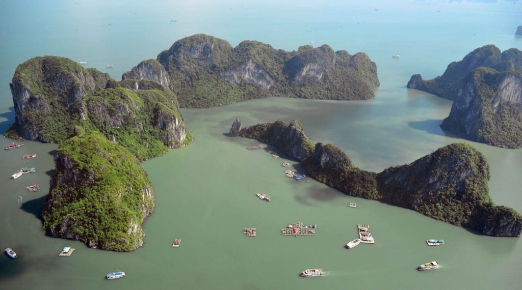 Halong Bay rondvlucht