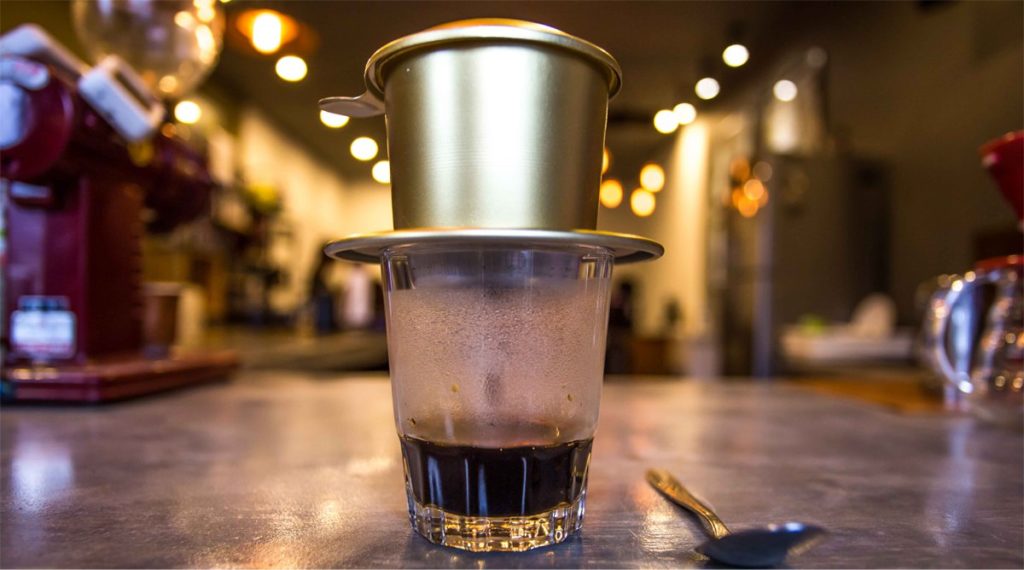 stap 6 Vietnamese koffie maken