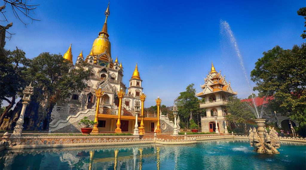 Buu Long Pagoda