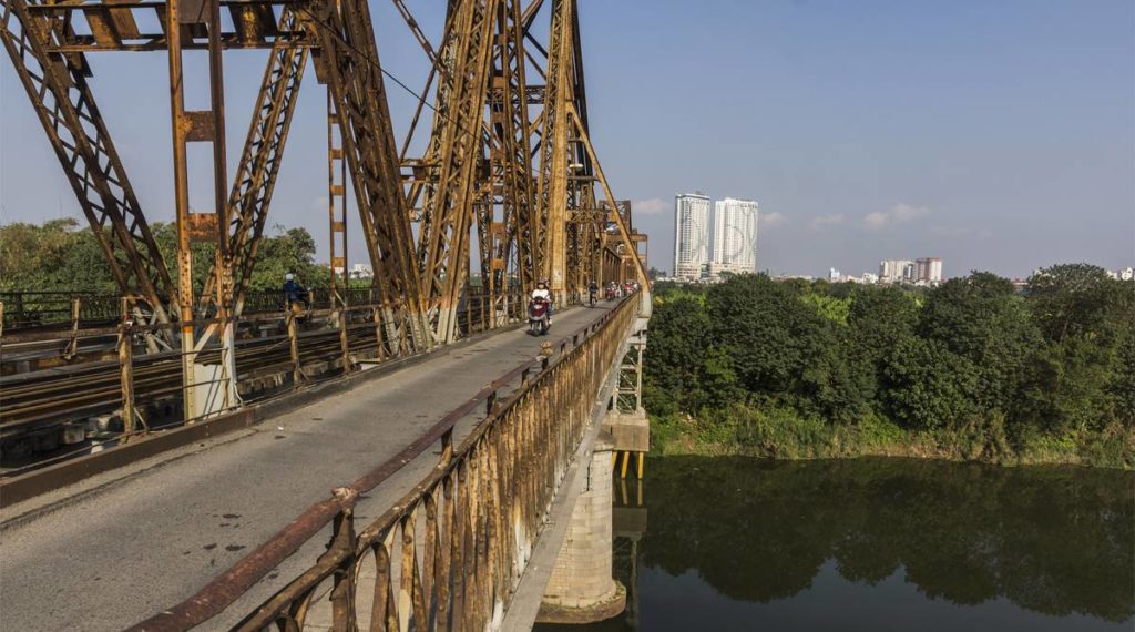 Long Bien Brug