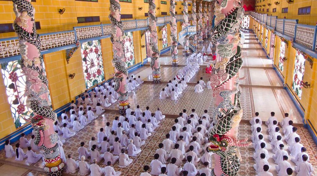Cao Dai ceremonie 