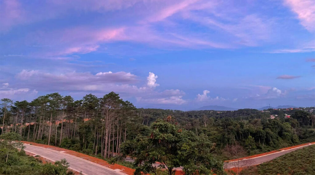 Coffeeshops uitzicht in Mang Den