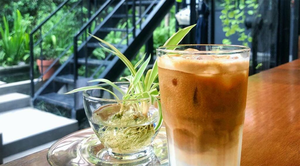 coffeeshop in Vietnam