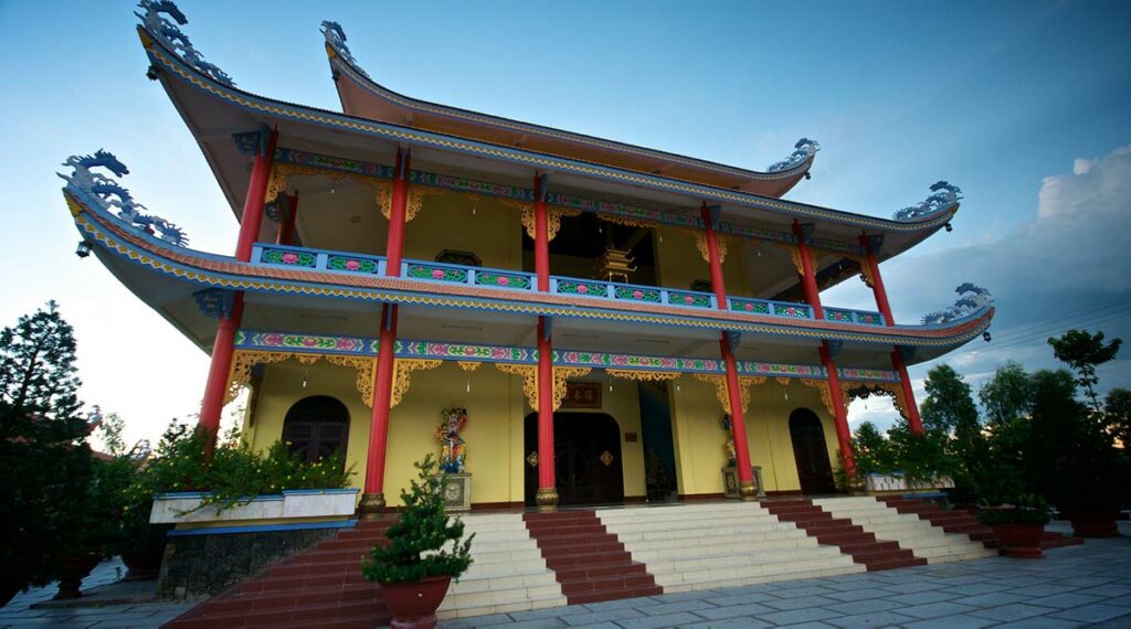 Tay An pagode op Sam Mountain